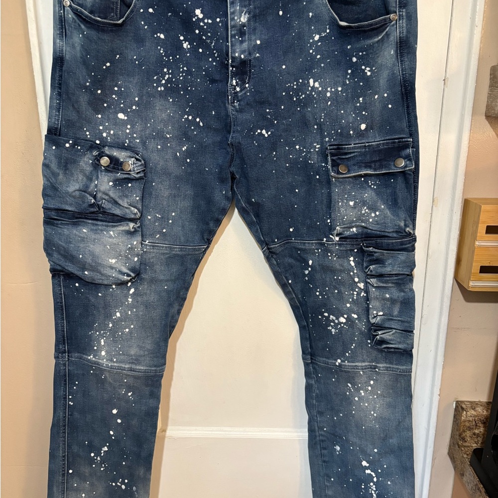 CALIBER JEANS Stylish Blue Splatter Cargo Pants.